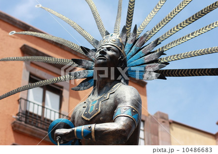 Statue of indian in the colonial city, Mexico. Statue of indian in the colonial city, Mexico. 10486683