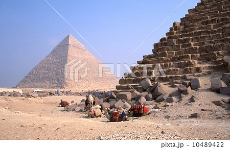 ギザのピラミッド 10489422
