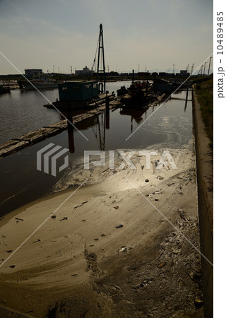 海の汚れ 10489485