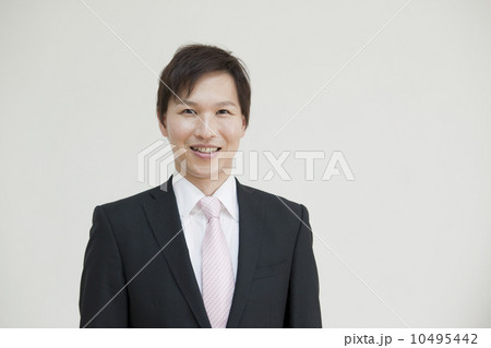 男性会社員 10495442