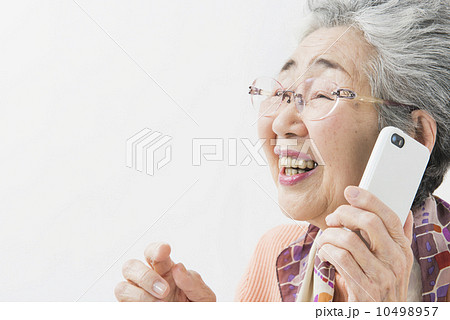 祖母と娘・在宅介護 10498957