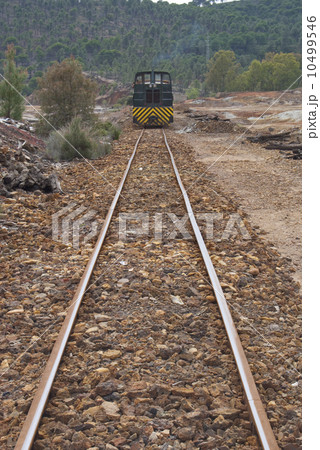 Train Approaching 10499546