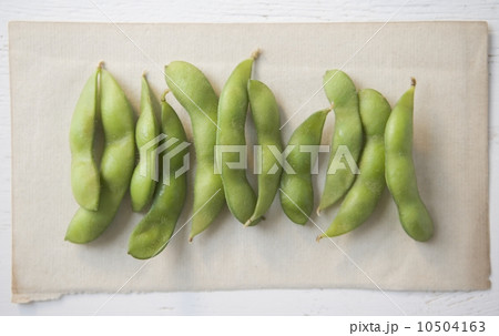 Closeup of soy beans 10504163