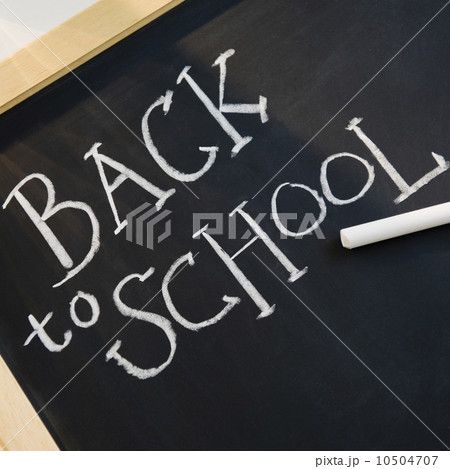 Blackboard reading back to school 10504707