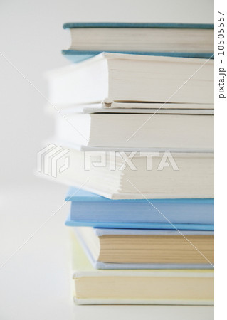 Pile of books, studio shot 10505557