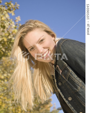 Portrait of a young woman  10506045