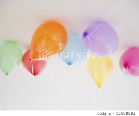 Colorful balloons 10508982