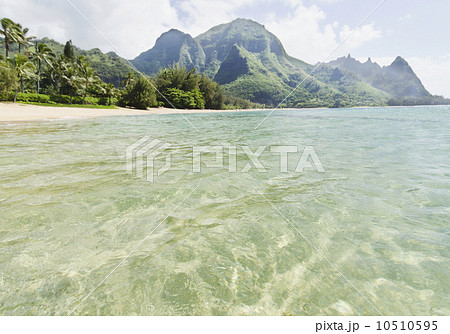 Tunnels Beach, Coastline 10510595