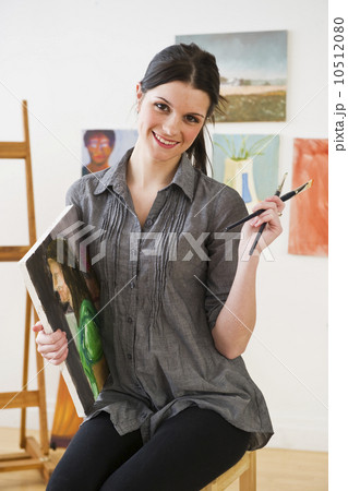 Painter sitting 10512080
