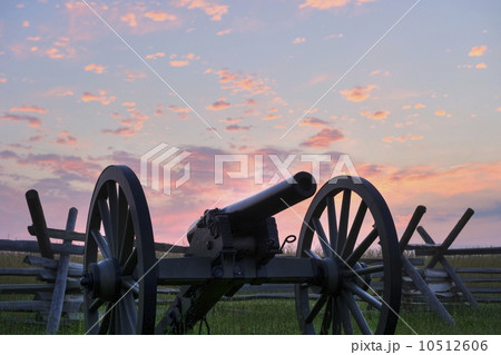 Civil war cannon 10512606