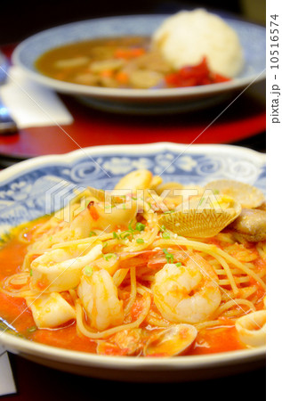 Spaghetti seafood in Japanese style 10516574