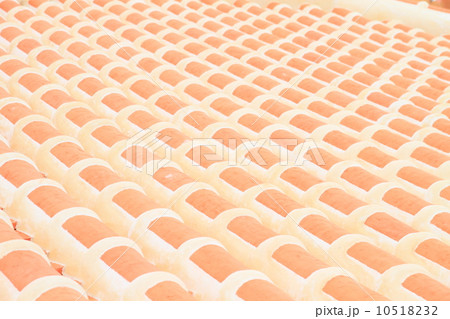 10月沖縄 赤瓦 10518232