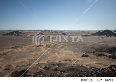 エジプト　黒砂漠 10518694
