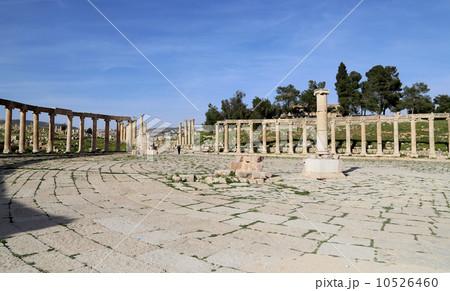 Forum (Oval Plaza)  in Gerasa (Jerash), Jordan.  Forum (Oval Plaza)  in Gerasa (Jerash), Jordan.  10526460
