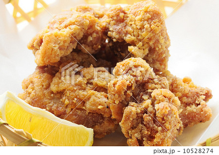 鶏もも肉の竜田揚げのアップ 10528274