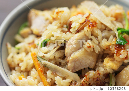 鶏五目ごはんのアップ 10528298