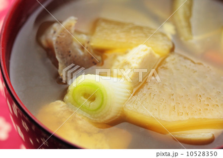 けんちん汁のアップ けんちん汁のアップ 10528350