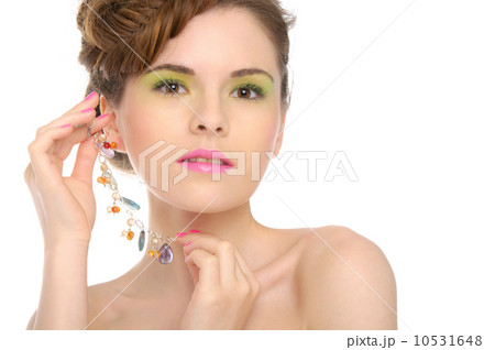 Woman with jewelry from natural stones Woman with jewelry from natural stones 10531648