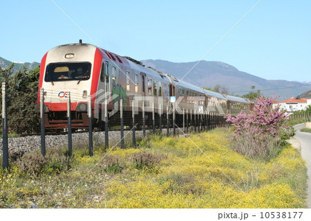 メテオラを行くギリシャ鉄道 10538177