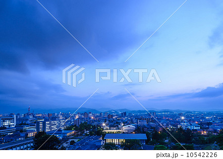 鳥取市の夜景 10542226