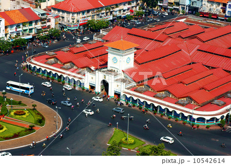 Overview Ben Thanh market, Ho Chi Minh, Vietnam on day 10542614