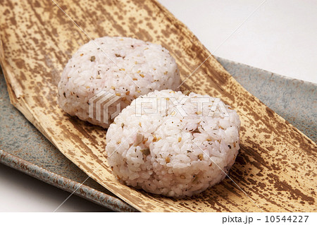 かりかり梅のおにぎり かりかり梅のおにぎり 10544227