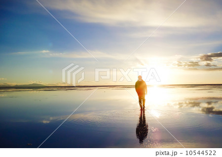 ウユニ塩湖 ウユニ塩湖 10544522