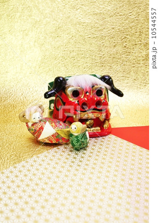 年賀2015・手作り和紙仕上げ「羊の母と子」・麻の葉柄他3種和紙バック縦位置ハガキ対応比 10544557