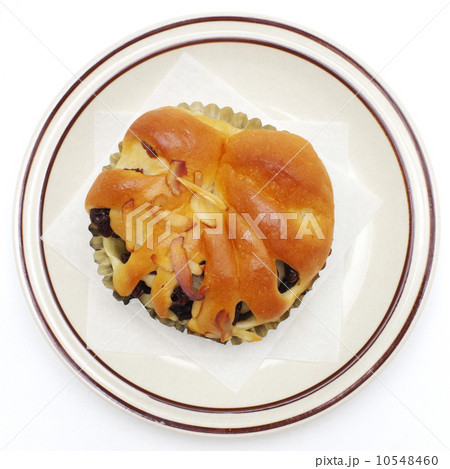 Nice homemade raisin bread Nice homemade raisin bread 10548460