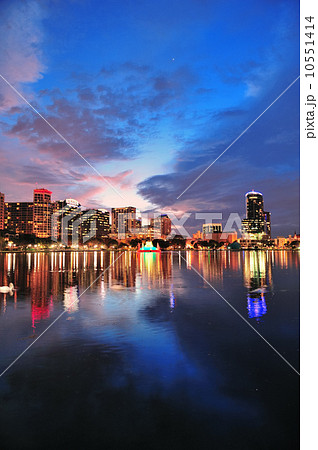Orlando downtown dusk 10551414