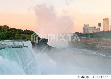 Niagara Falls sunrise Niagara Falls sunrise 10551827