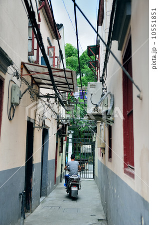 Old street in Shanghai 10551851
