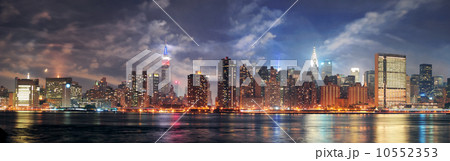 New York City Manhattan midtown at dusk 10552353