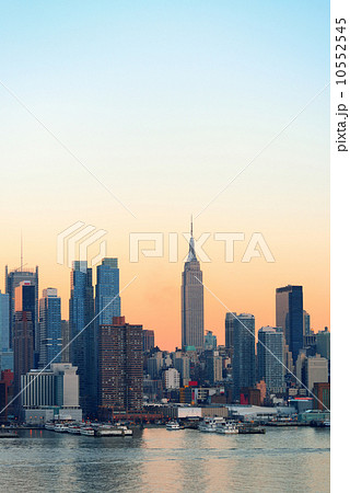 New York City sunset New York City sunset 10552545