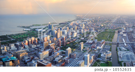 Chicago skyline at sunset 10552635