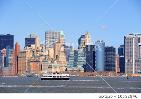 New York City Manhattan skyscrapers and boat 10552946