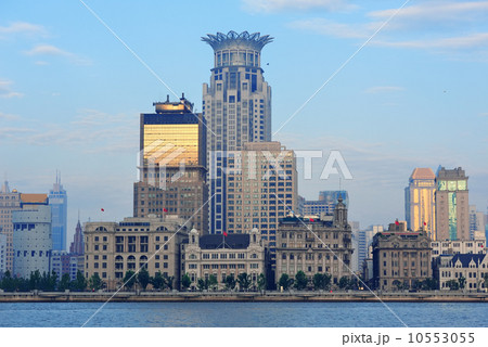 Shanghai morning 10553055