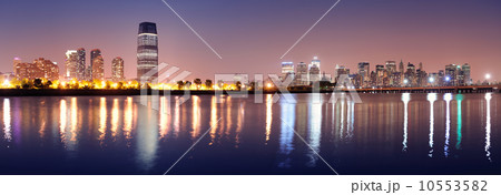 Urban city night panorama 10553582