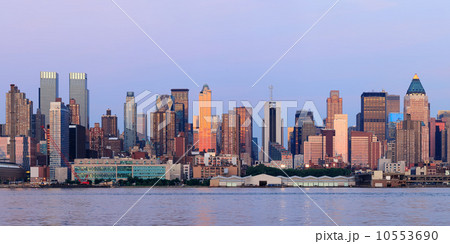 New York City Manhattan sunset panorama New York City Manhattan sunset panorama 10553690