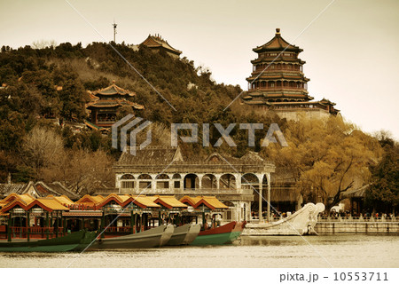 Summer Palace 10553711