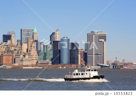 New York City Manhattan skyscrapers and boat 10553823