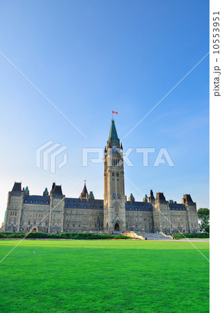 Ottawa Parliament Hill building 10553951