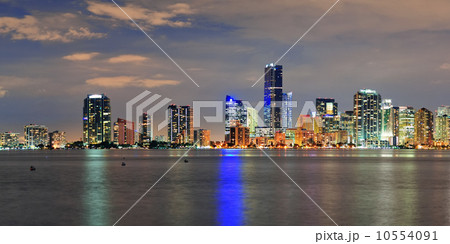 Miami night scene 10554091