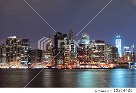 urban city skyline 10554439