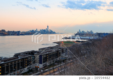 New York City downtown sunset New York City downtown sunset 10554482