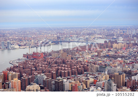 Brooklyn skyline Arial view from New York City Manhattan Brooklyn skyline Arial view from New York City Manhattan 10555202