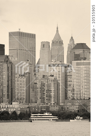 New York City Manhattan black and white New York City Manhattan black and white 10555905