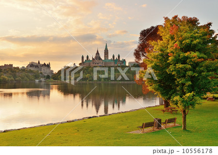 Ottawa morning 10556178