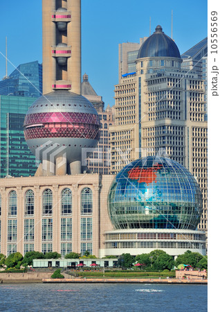 oriental pearl tower in Shanghai oriental pearl tower in Shanghai 10556569