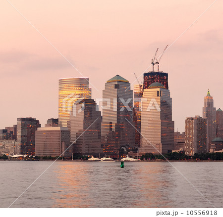 New York City Manhattan downtown skyline New York City Manhattan downtown skyline 10556918